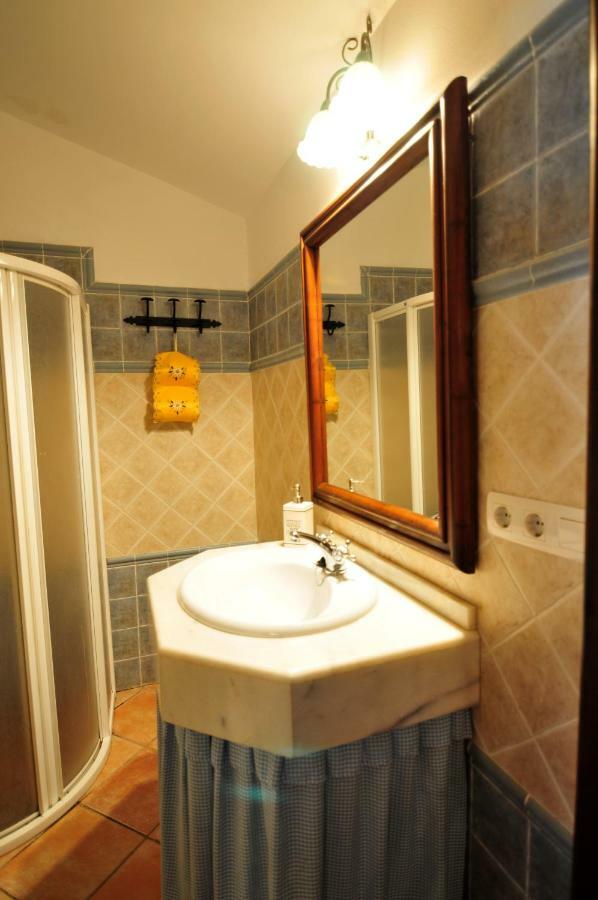 El Romerito Guest House Zalamea la Real Bagian luar foto