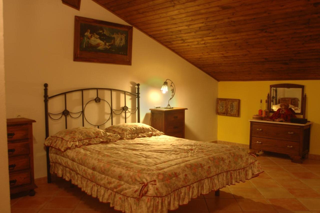 El Romerito Guest House Zalamea la Real Bagian luar foto